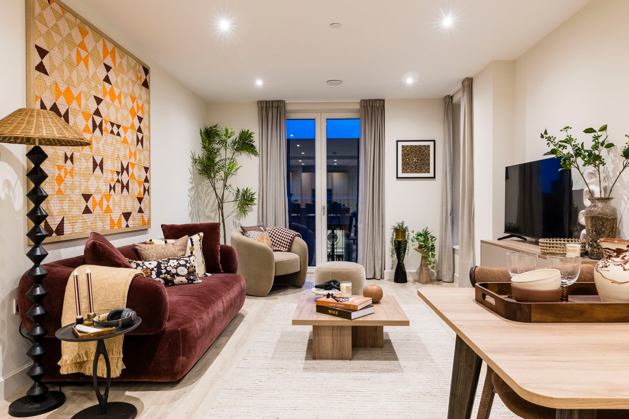 501 B1 4 Pearl Yard 352