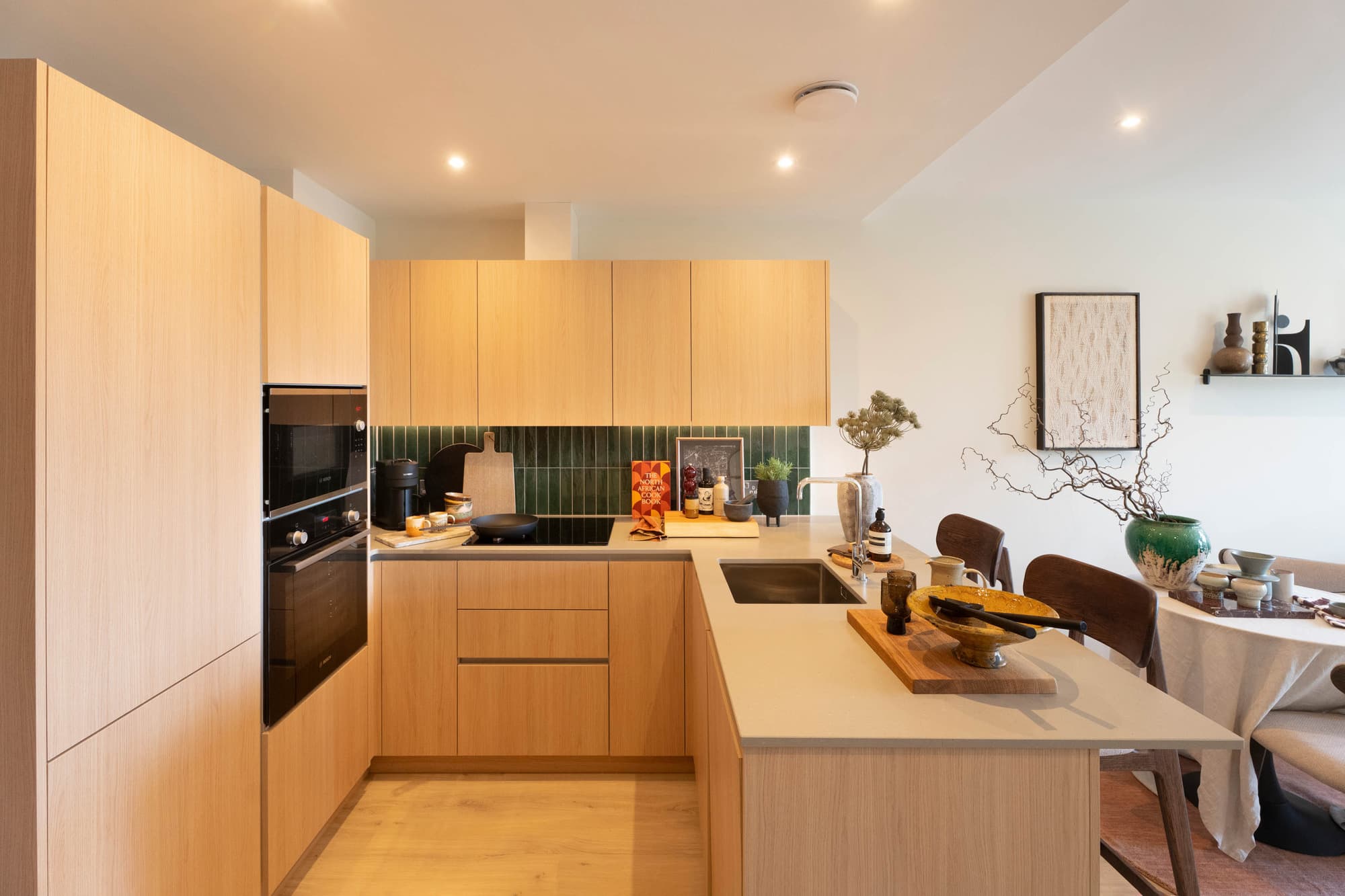 2025 09 18 1508 Mickey LF Lee MX23509 Midres (1)